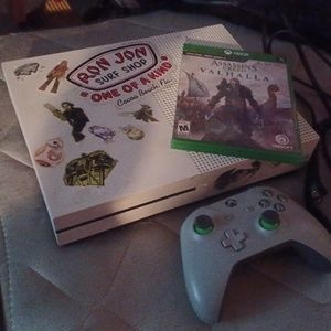 xbox one 500gb white + assassin's creed valhalla